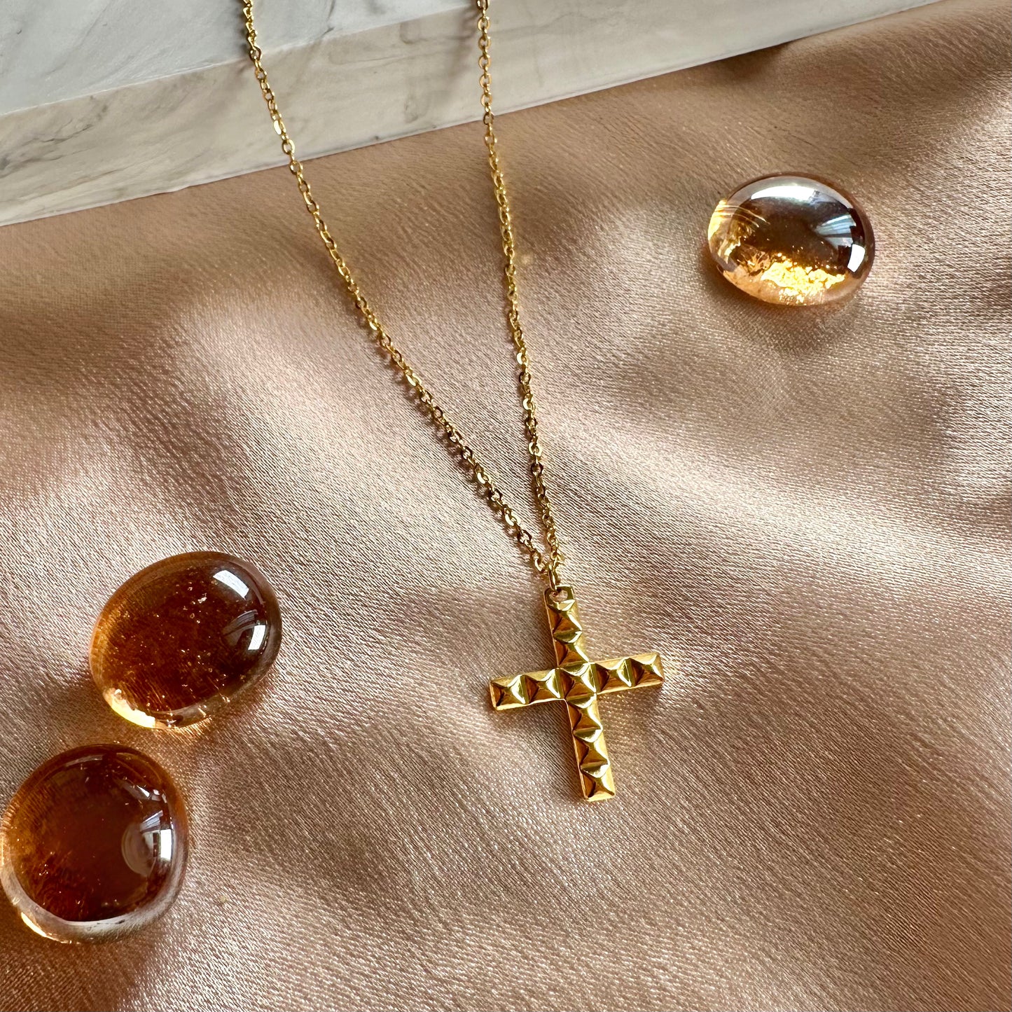 Collier Chemin