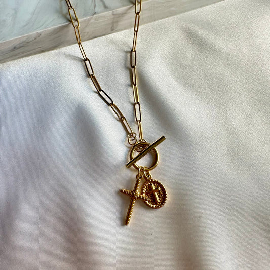 Collier Adam
